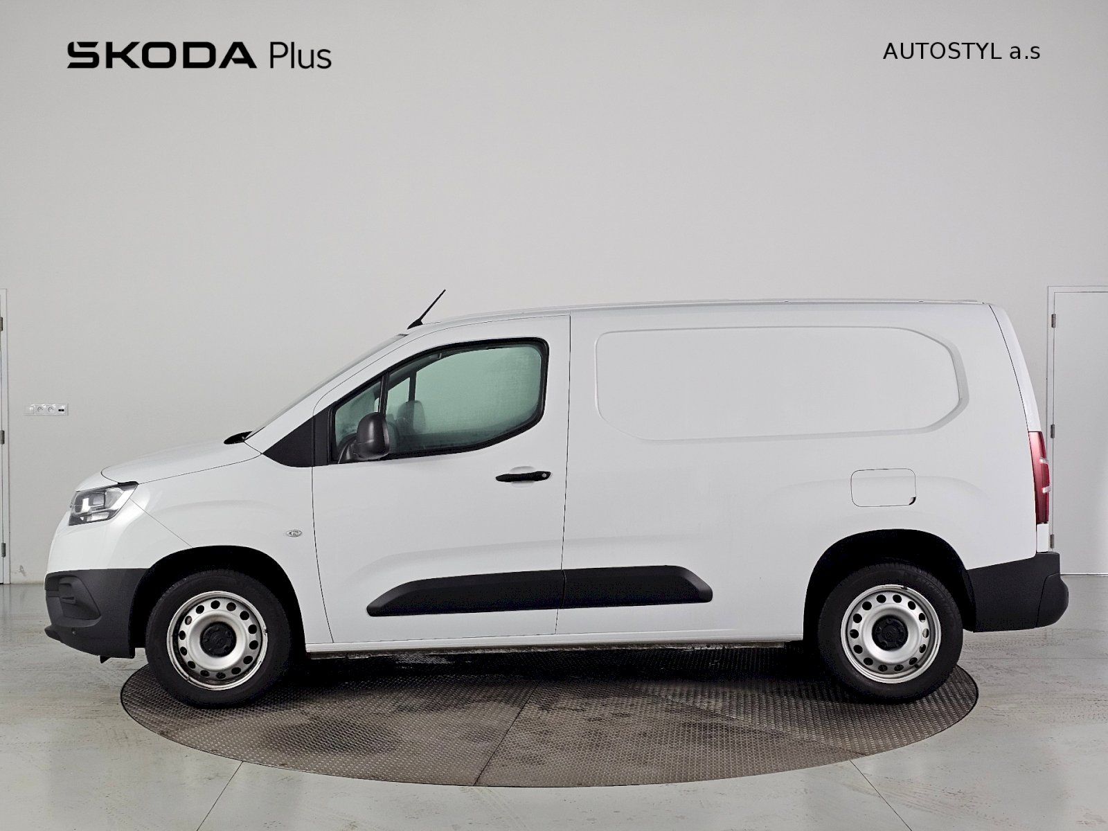 Toyota Proace City, 1.5D 130k ACTIVE TAŽNÉ - fotka 3
