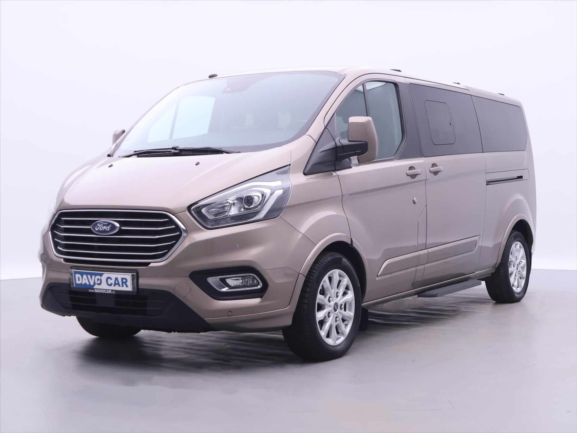 Ford Tourneo Custom, 2,0 TDCI 125kW L2 Titanium DPH - fotka 3