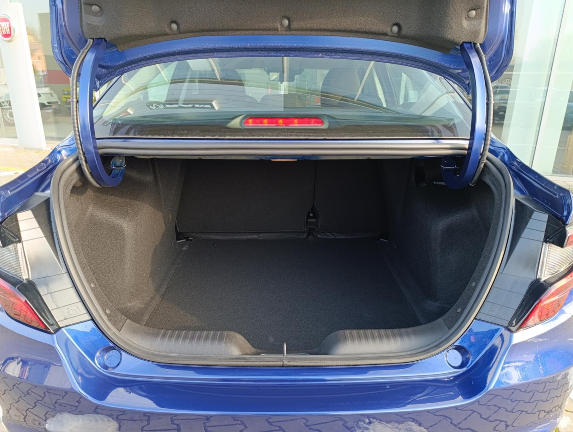 Fiat Tipo, 1,6 MultiJet 130k  Urban - fotka 6