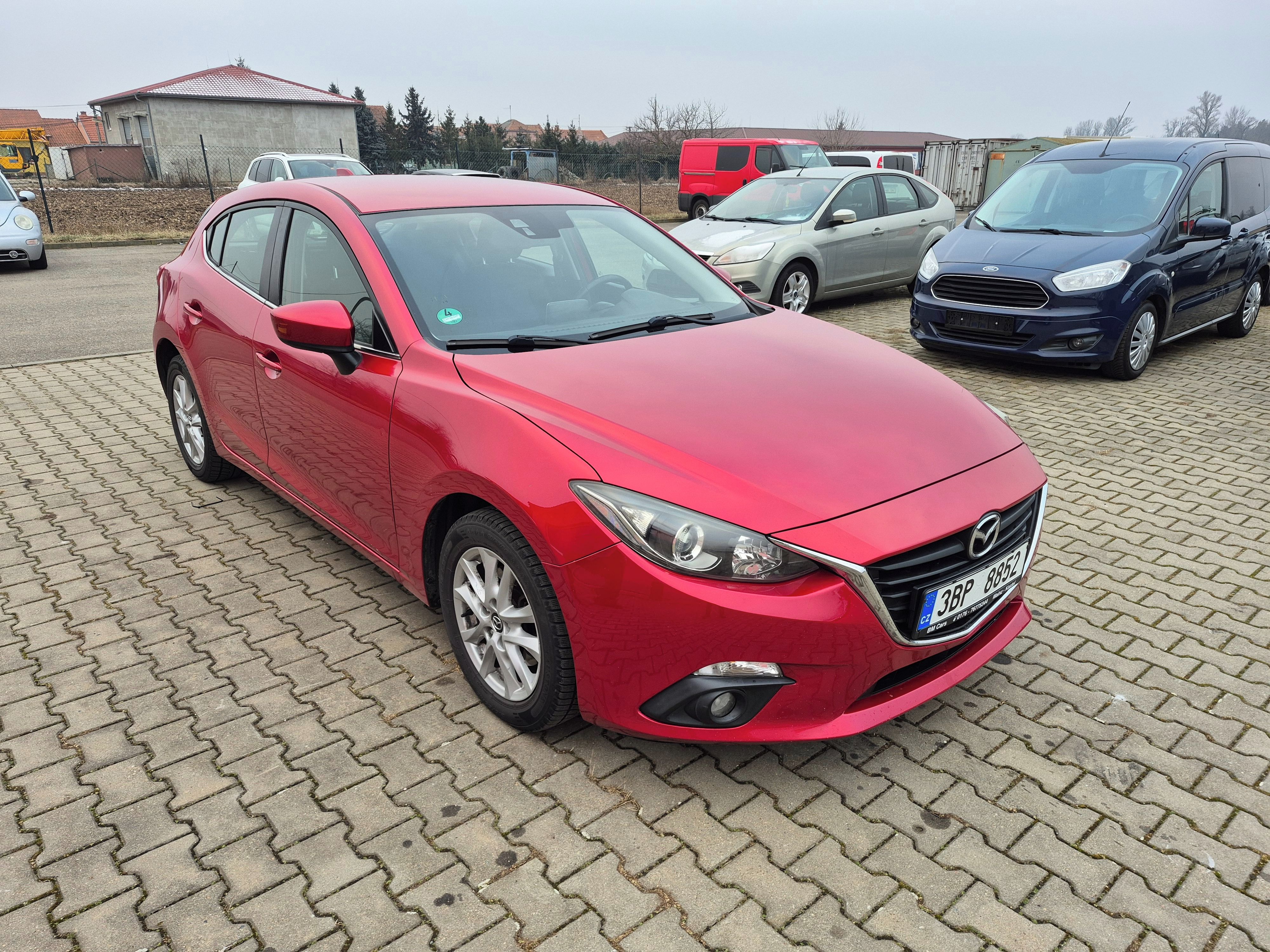 Mazda 3, 2,0i, 88kW, Skyactiv G-120 - fotka 3