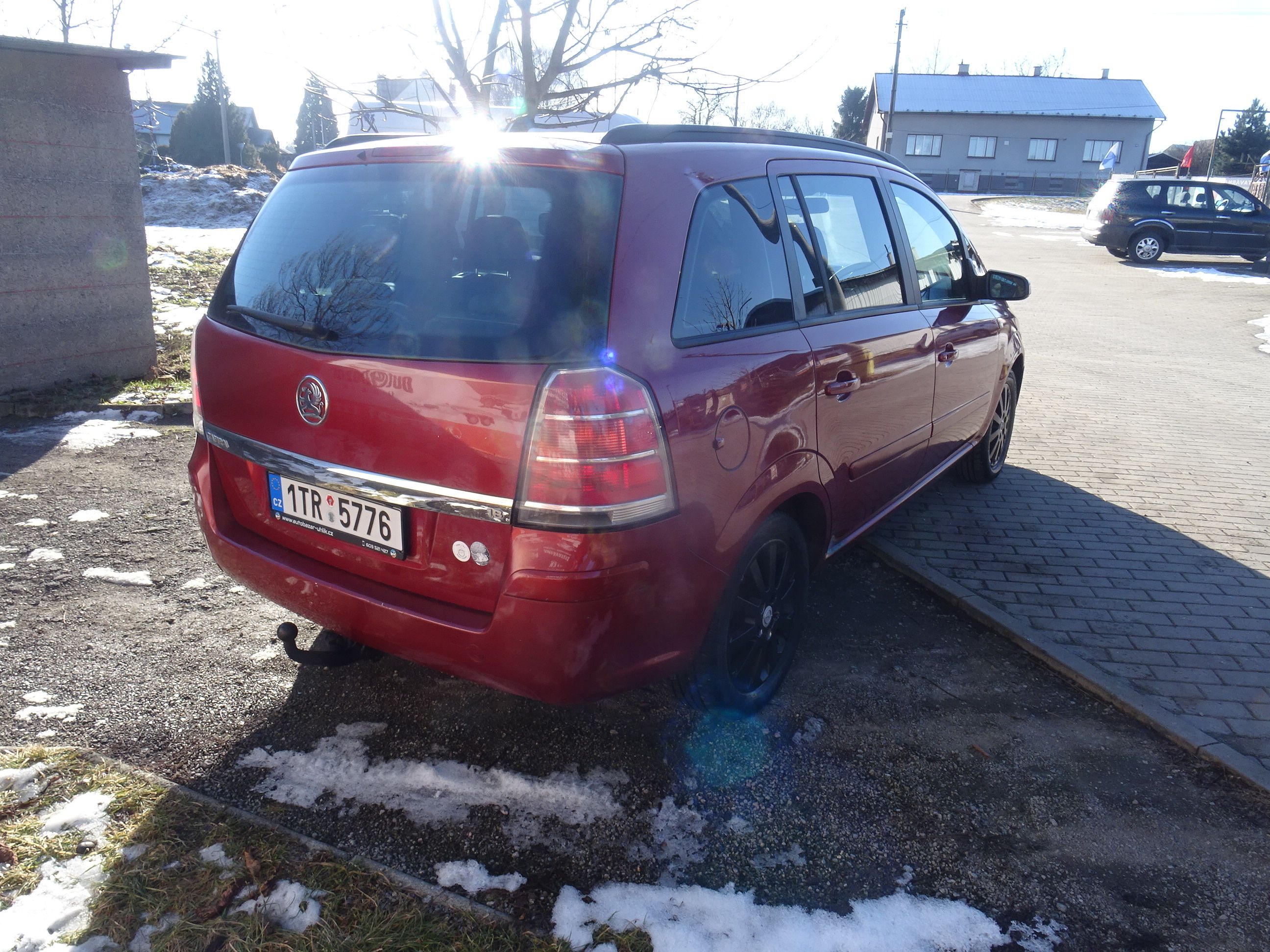 Opel Zafira, VAUXHALL 1.8 7-mist - fotka 4