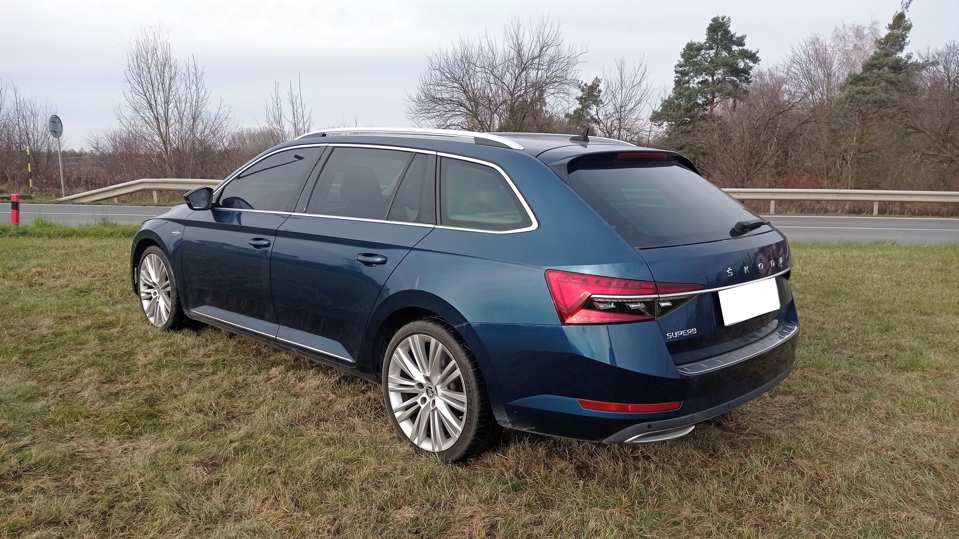 Škoda Superb, 2.0 TDI 147kW L&K Combi DSG - fotka 5