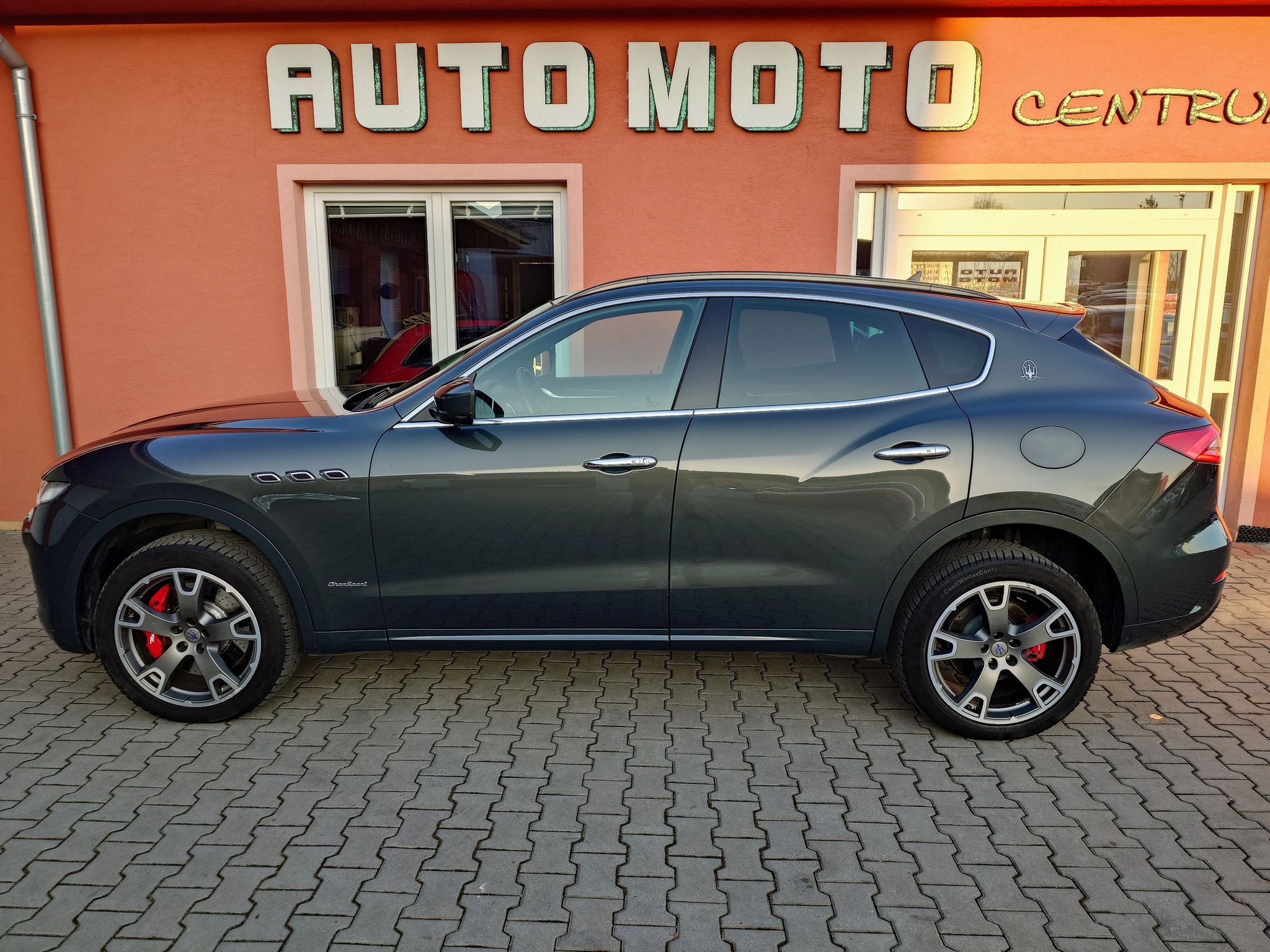 Maserati Levante, S 3.0 316 kW - fotka 2