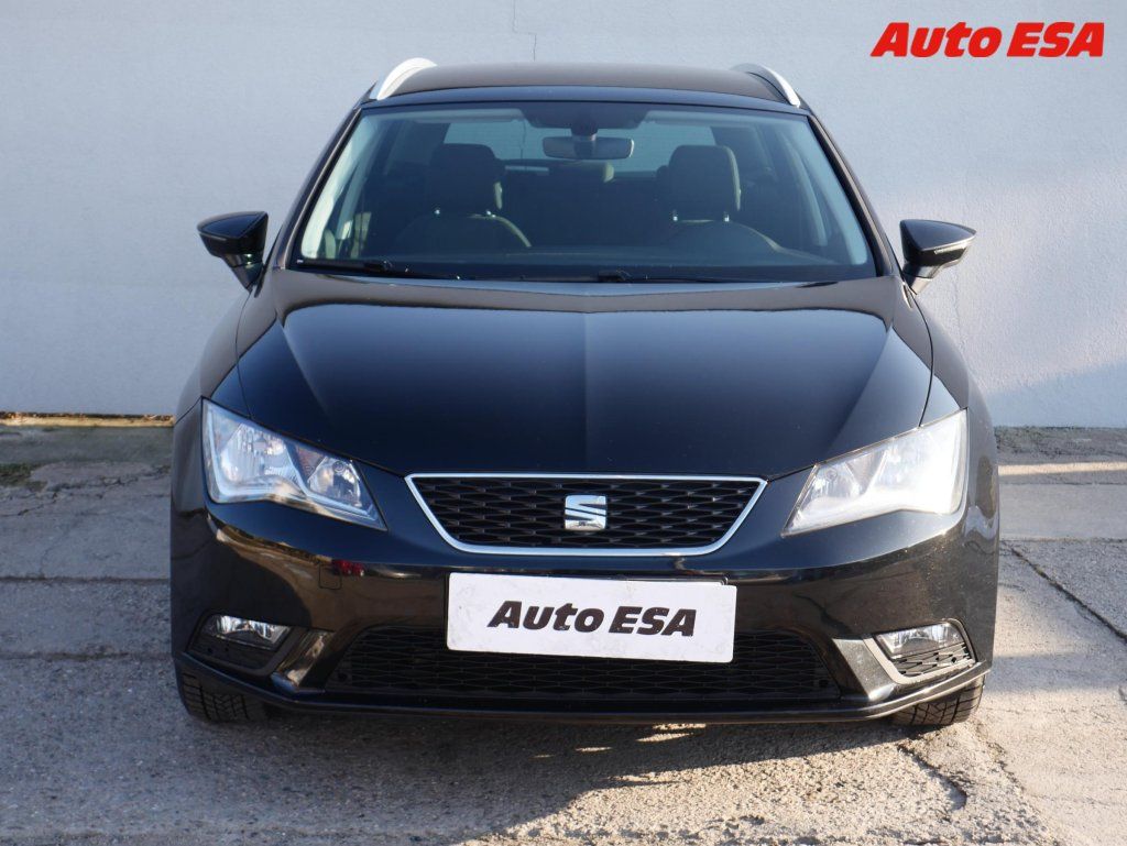 Seat Leon, 1.6TDi,AC,TZ,park.čidla - fotka 2