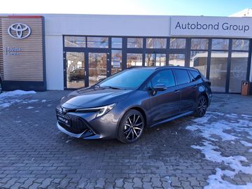 2.0 HEV GR SPORT + zimní kola