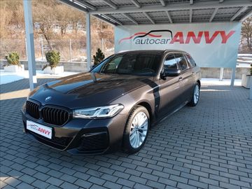 2,0 520d,xDrive,M-PAK,,ČR,1MAJ