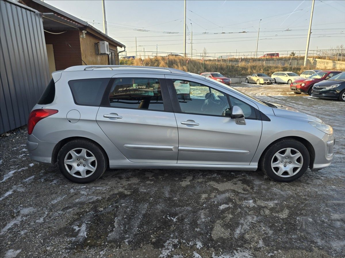 Peugeot 308, 1,6 HDi SW - fotka 4