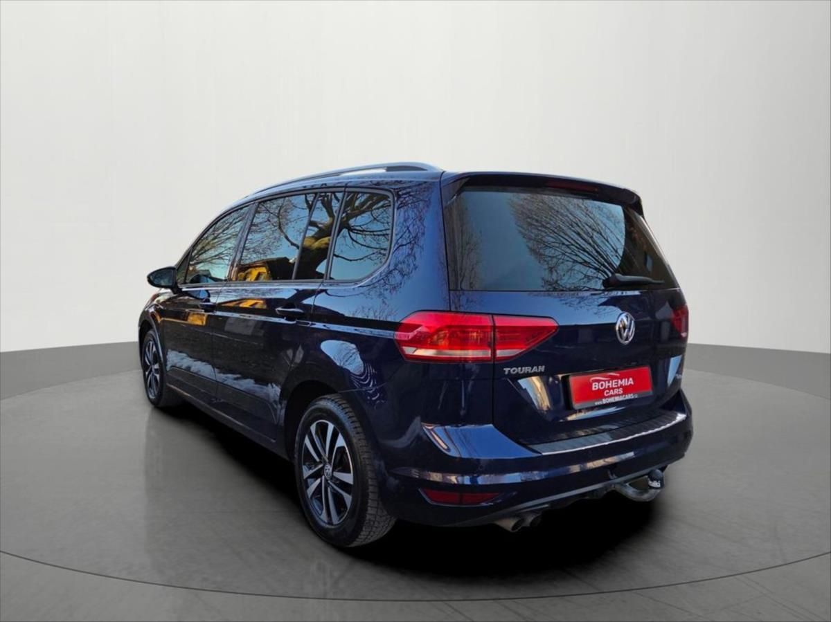 Volkswagen Touran, 2,0 TDI 110 kW DSG 7 míst LED - fotka 6