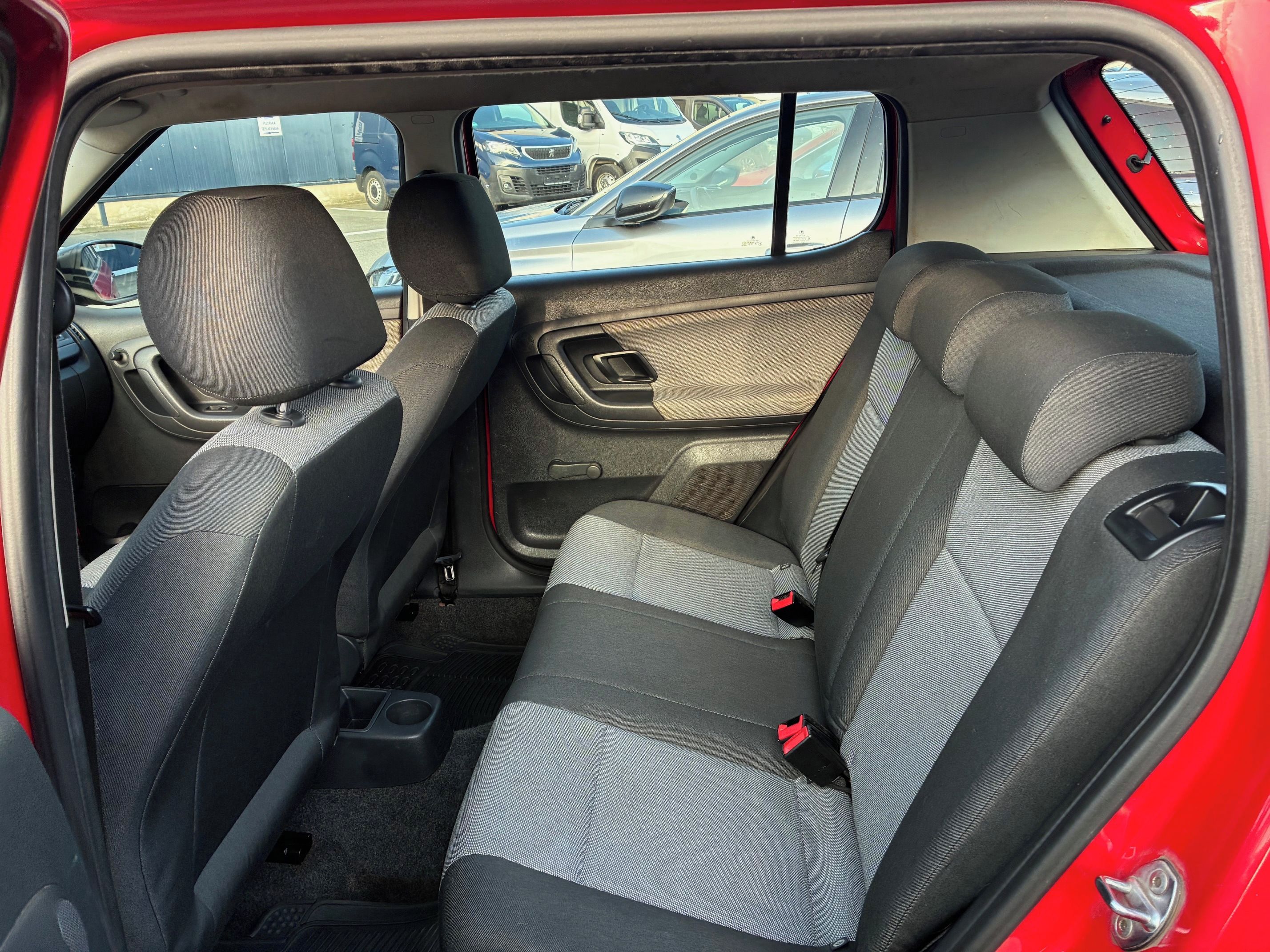 Škoda Fabia, 1,2 i 60k po STK klima, el,aj. - fotka 5