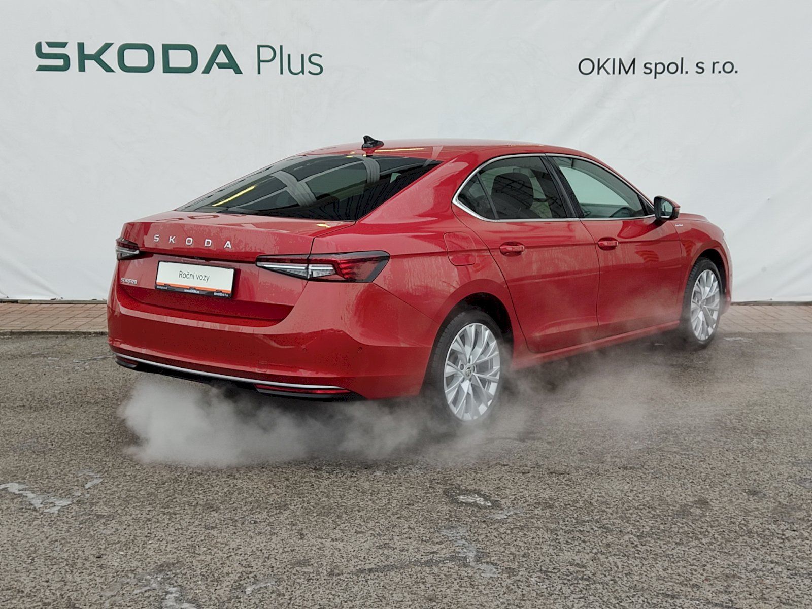 Škoda Superb, L&K 2,0 Tdi 110 Kw DSG - fotka 2