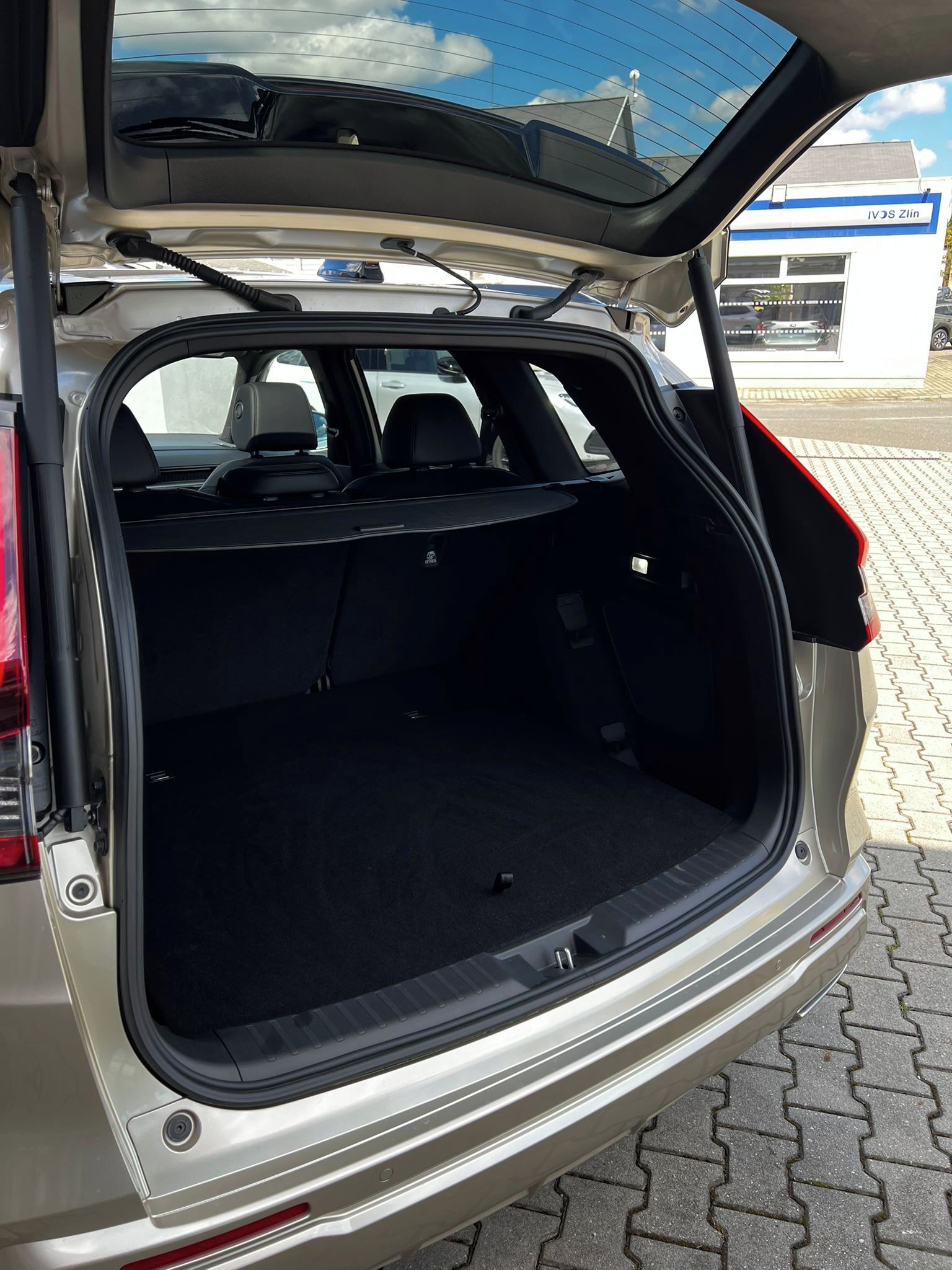 Honda CR-V, 2.0e:PHEV Advance Tech - fotka 5