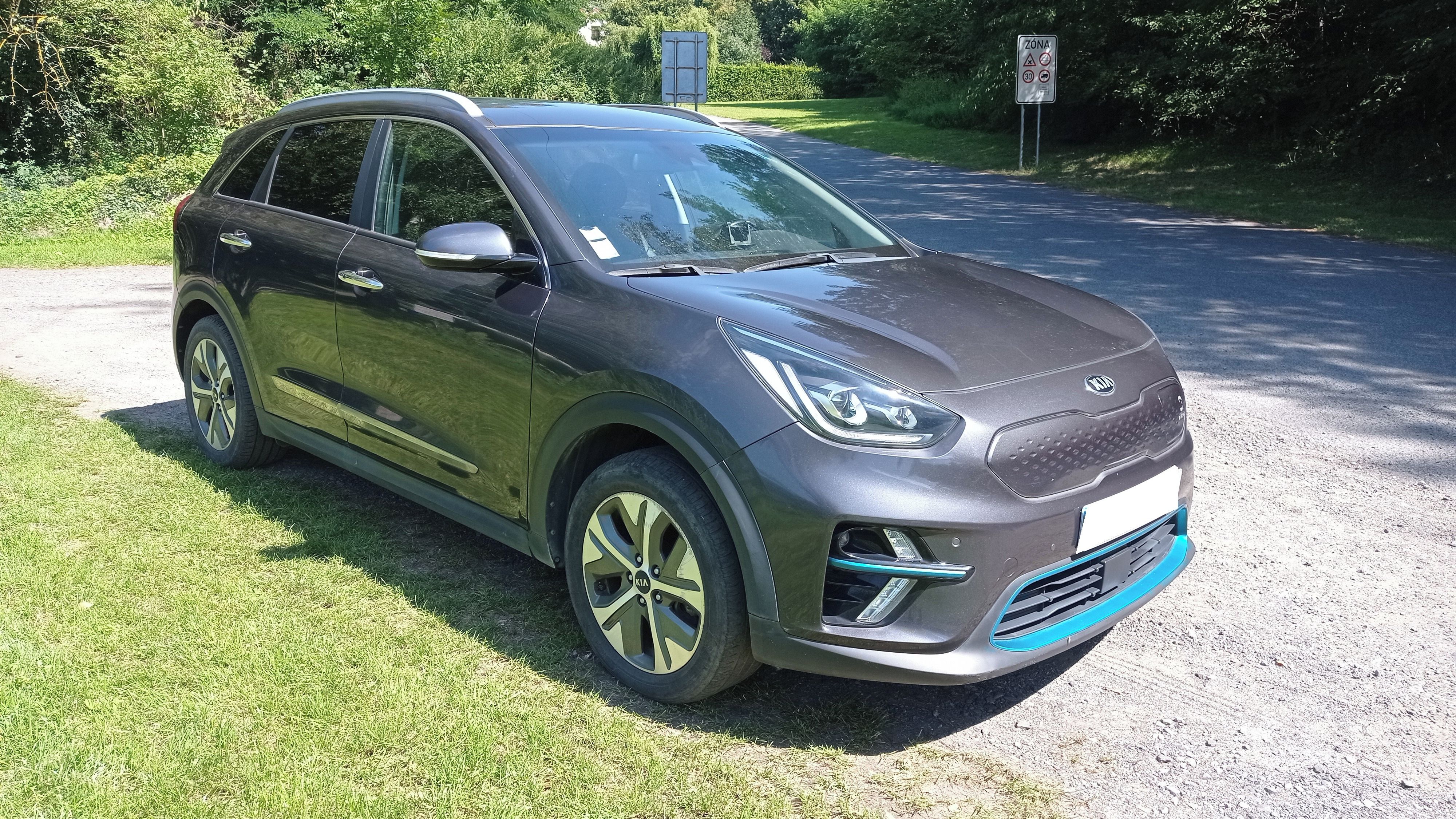 Kia Niro, 64KWh 8 Let záruka / TČ - fotka 4