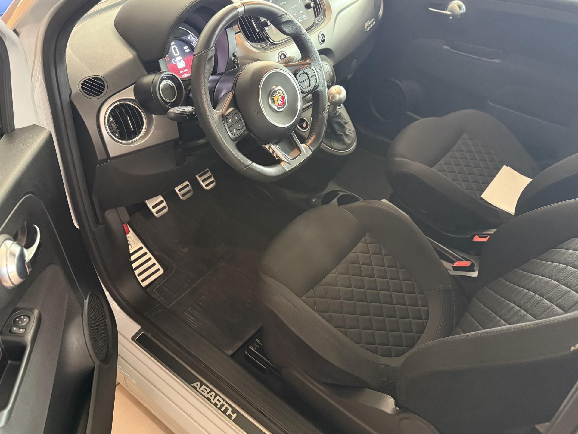 Abarth 595, 121kW 2xALU - fotka 6