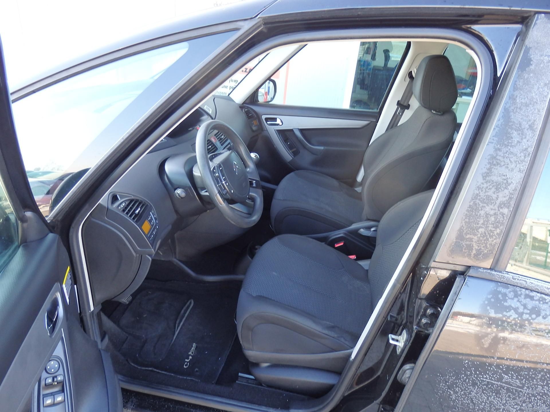 Citroën C4 Picasso, 1.6 HDI 80 kW DIGI. KLIMA - fotka 6