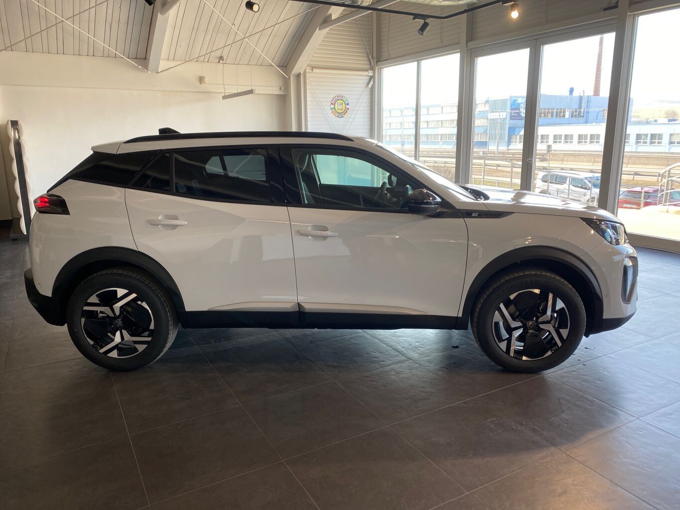 Peugeot 2008, ALLURE Elektromotor 115 kW (Ba - fotka 5