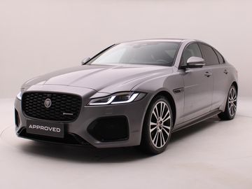 D200 R-DYNAMIC SE AWD AUT