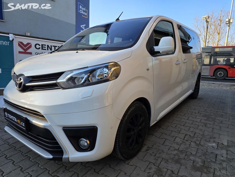 Toyota Proace, 2.0-KAMERA-TAŽNÉ 1,9t-XENONY