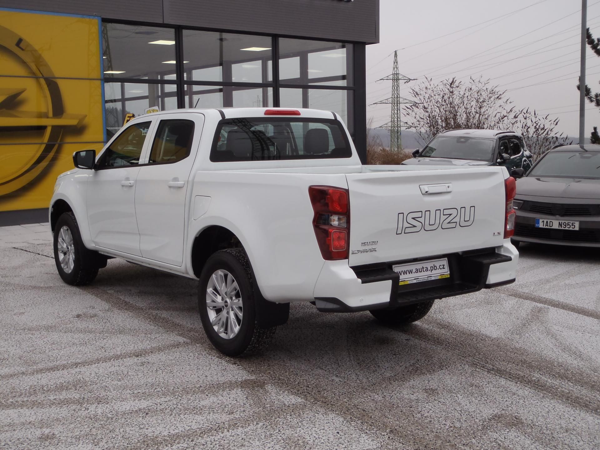 Isuzu D-Max, Double Cab LS - fotka 6