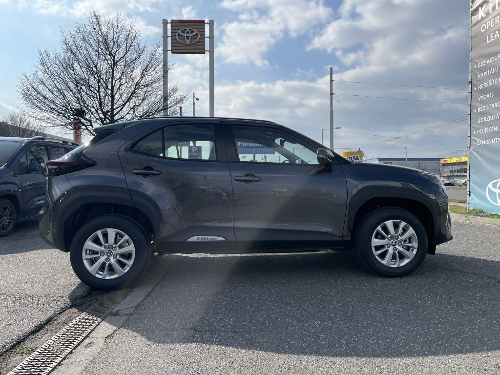 Toyota Yaris Cross, 1.5Hybrid Comfort ODBĚR 3/2026 - fotka 2