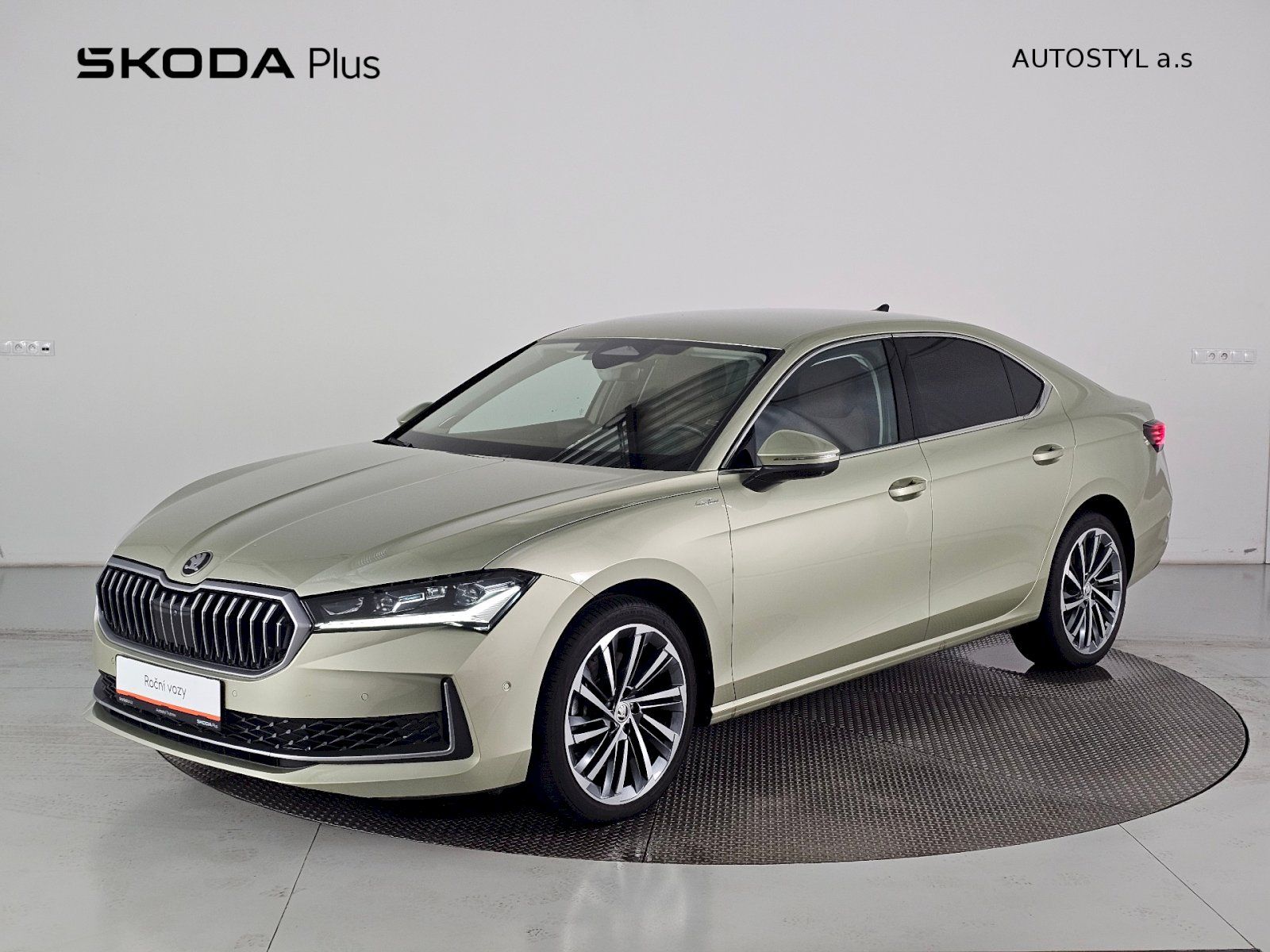 Škoda Superb, 2.0TSi 195kW 4x4 DSG Laurin a