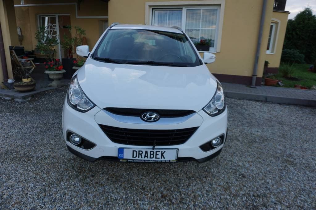 Hyundai ix35, IX 35 2,0 4WD - fotka 2
