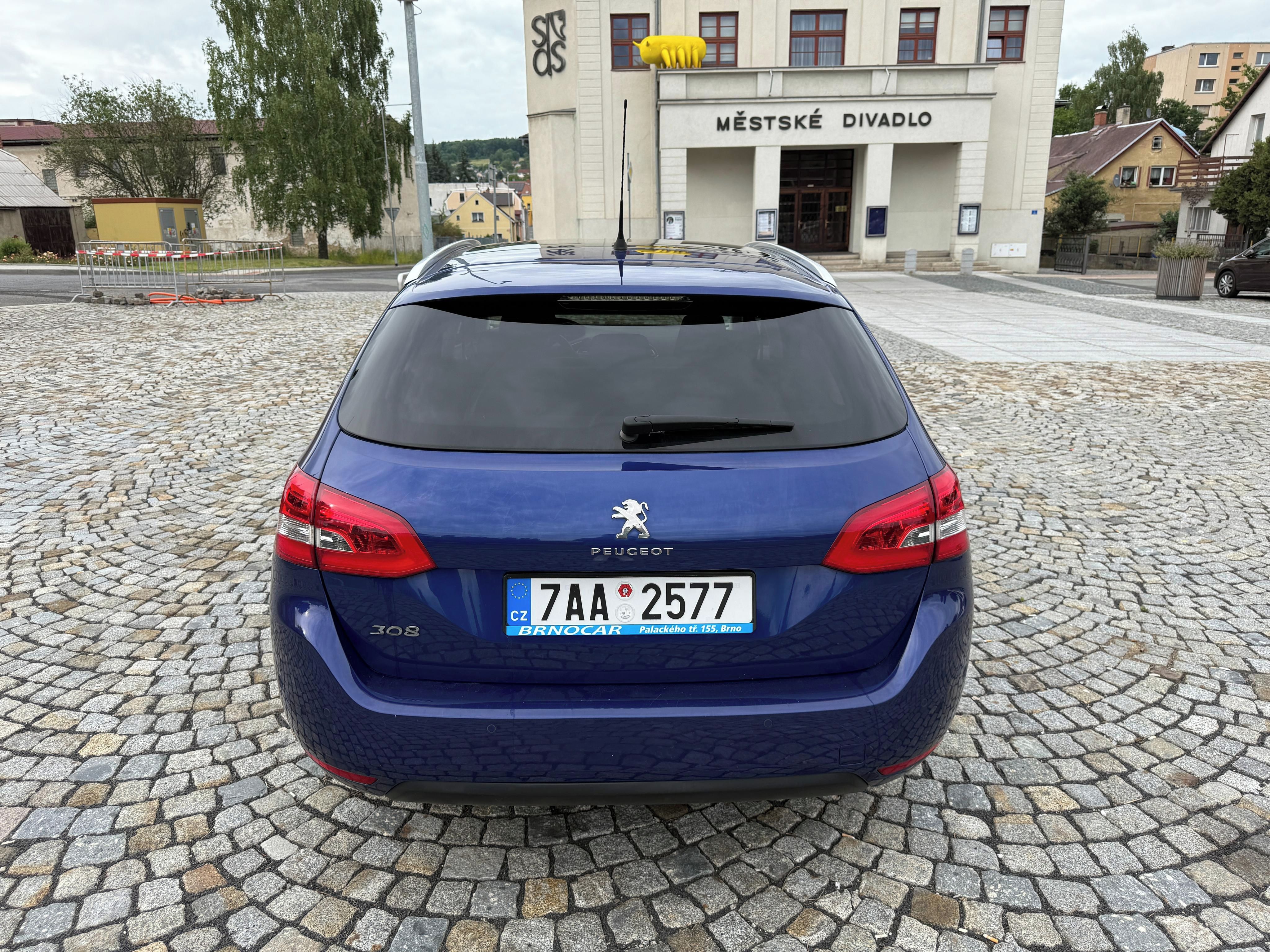 Peugeot 308, Peugeot 308 Panorama - fotka 5