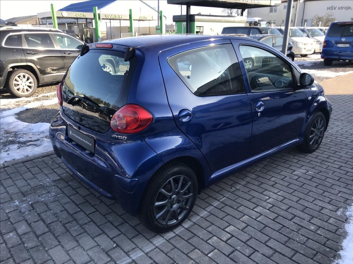 Toyota Aygo, 1,0 - fotka 6