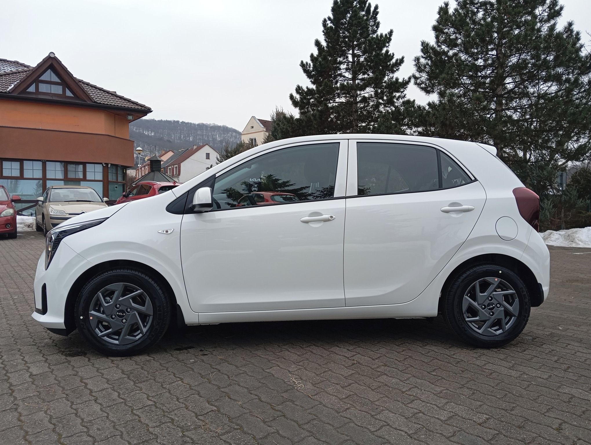 Kia Picanto, 1.0 GDi 5AMT Comfort + pakety - fotka 6