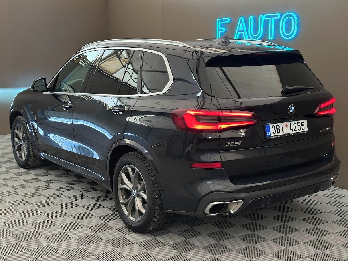 BMW X5, 3.0D M-PACKET  xDrive LED - fotka 4