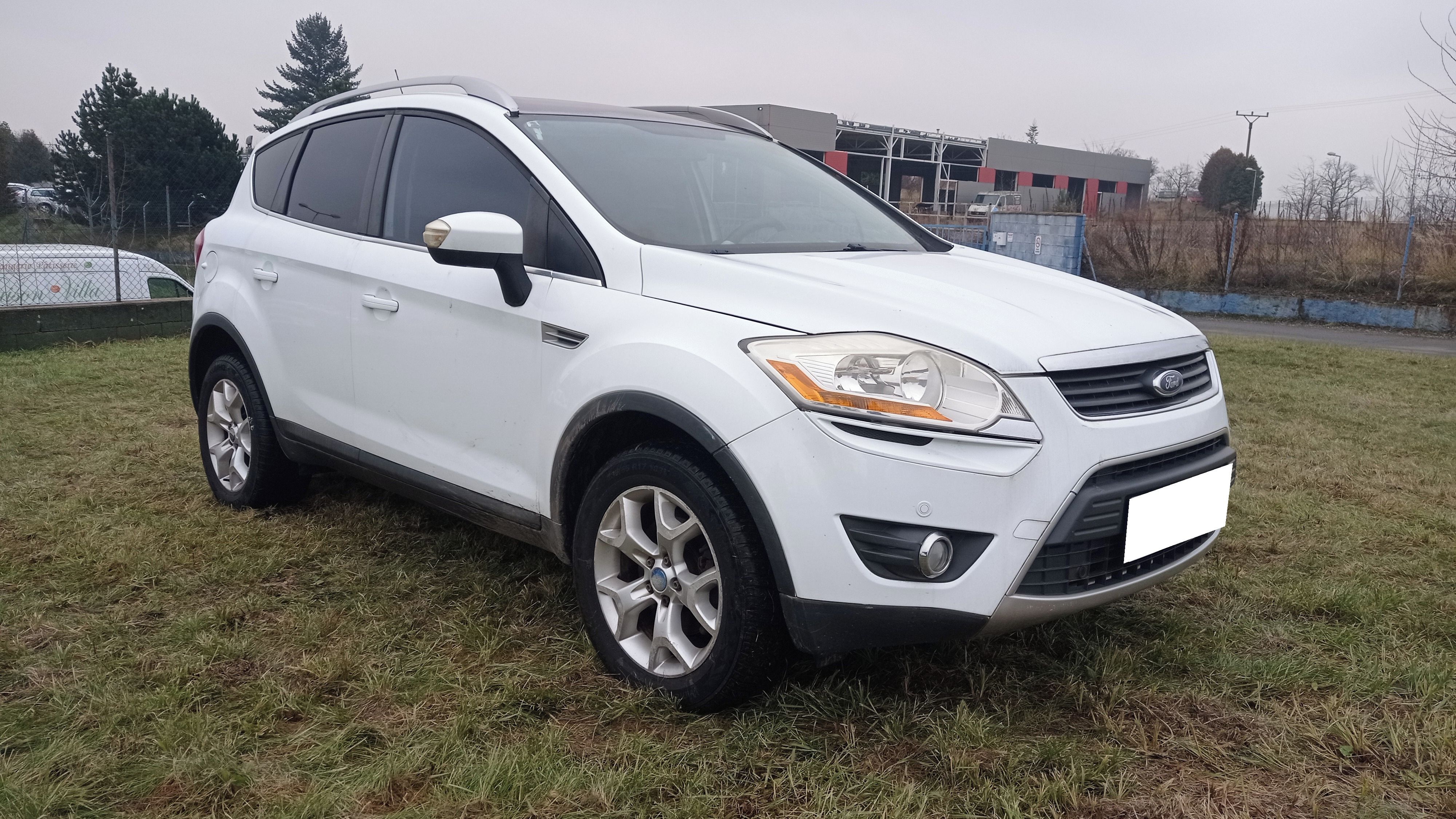 Ford Kuga, 2,0 TDCi 100KW 4x4 Manuál - fotka 4