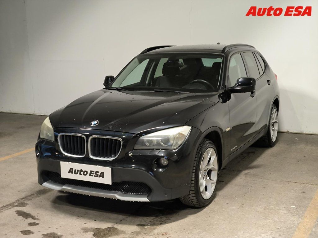 BMW X1, 2.0d xDrive20d,Navi,bixen - fotka 3