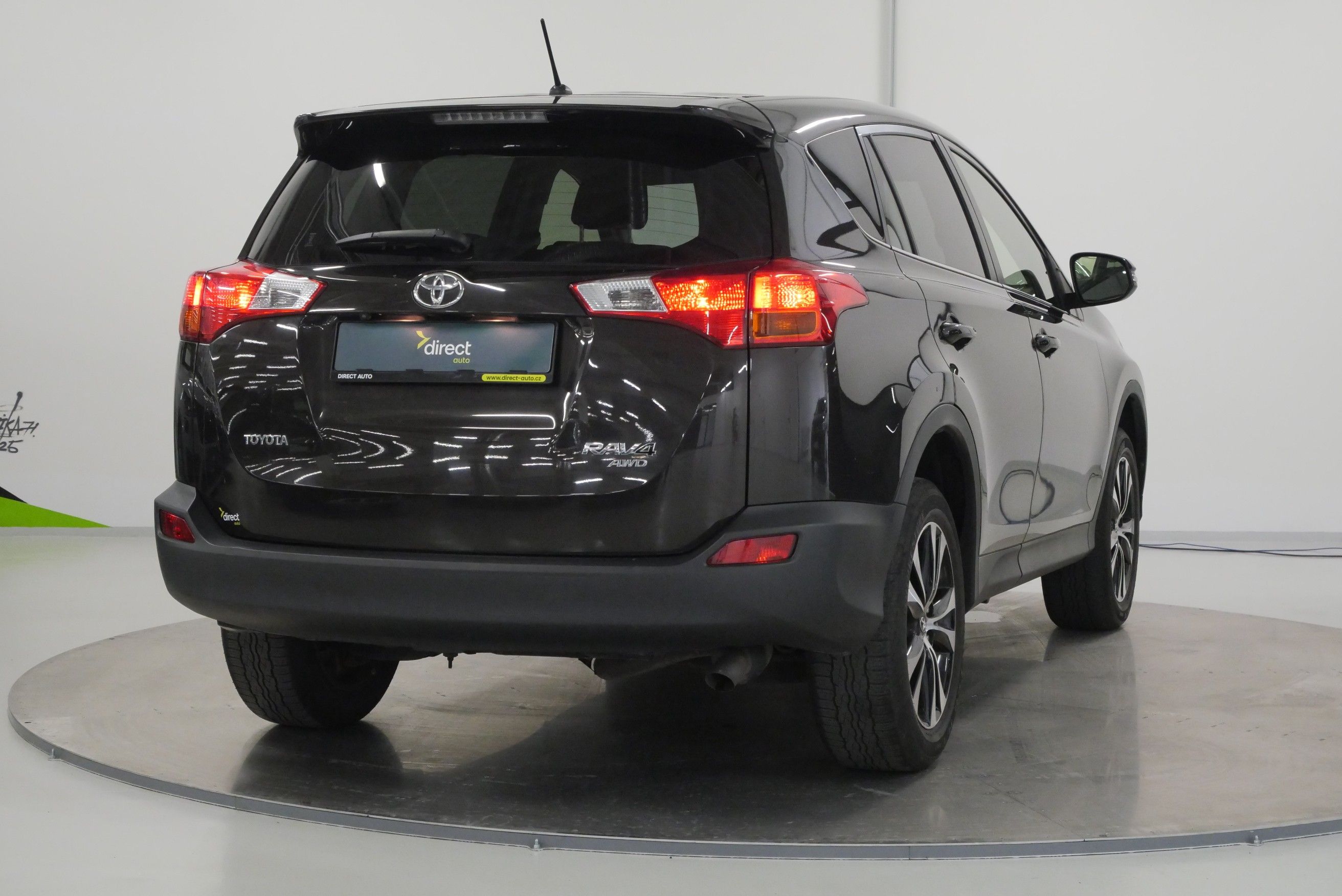 Toyota Rav4, 2.2 D-4D 110 kW AWD Active - fotka 2