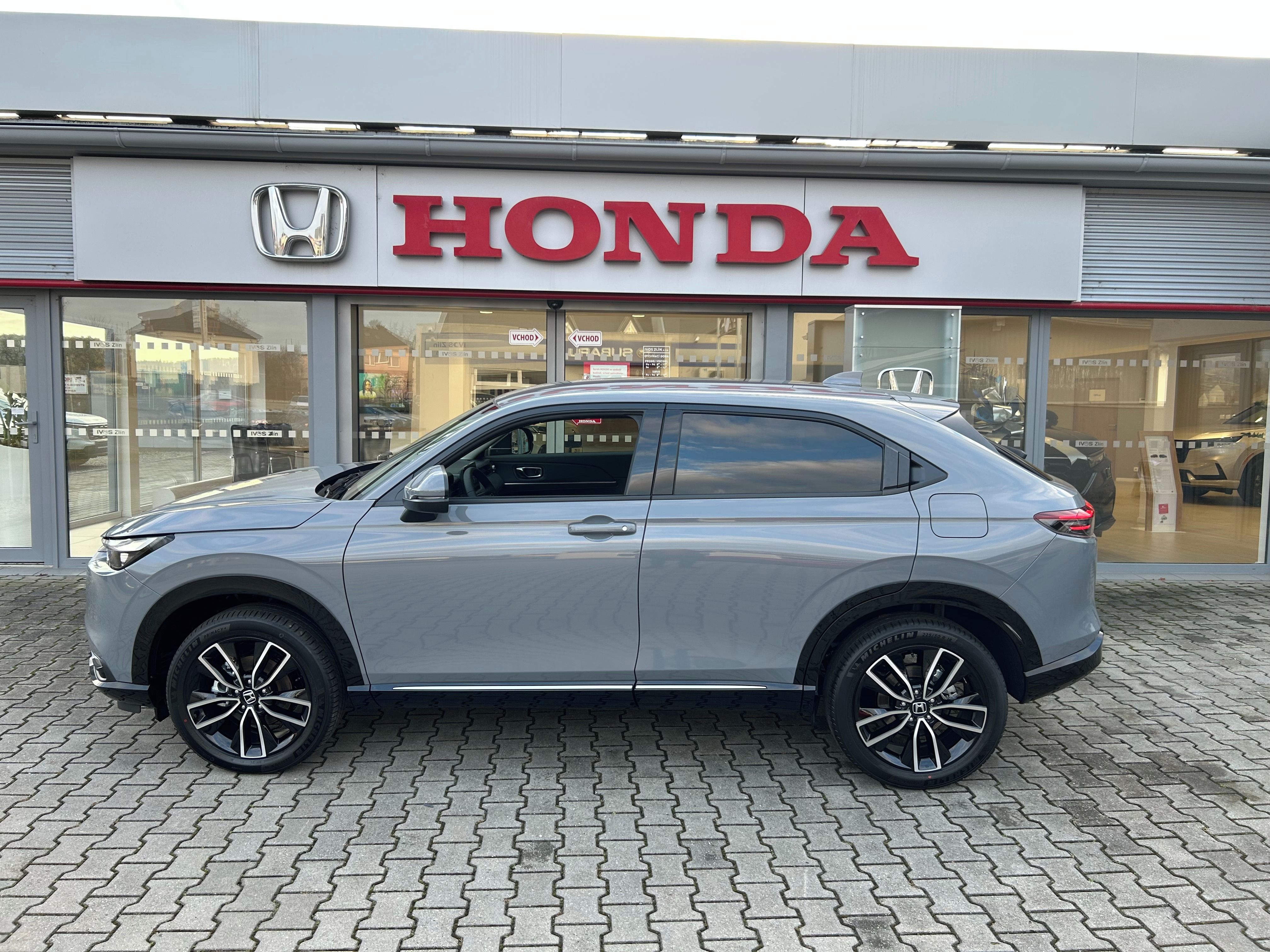 Honda HR-V, 1,5 e:HEV Advance URBAN GREY - fotka 2