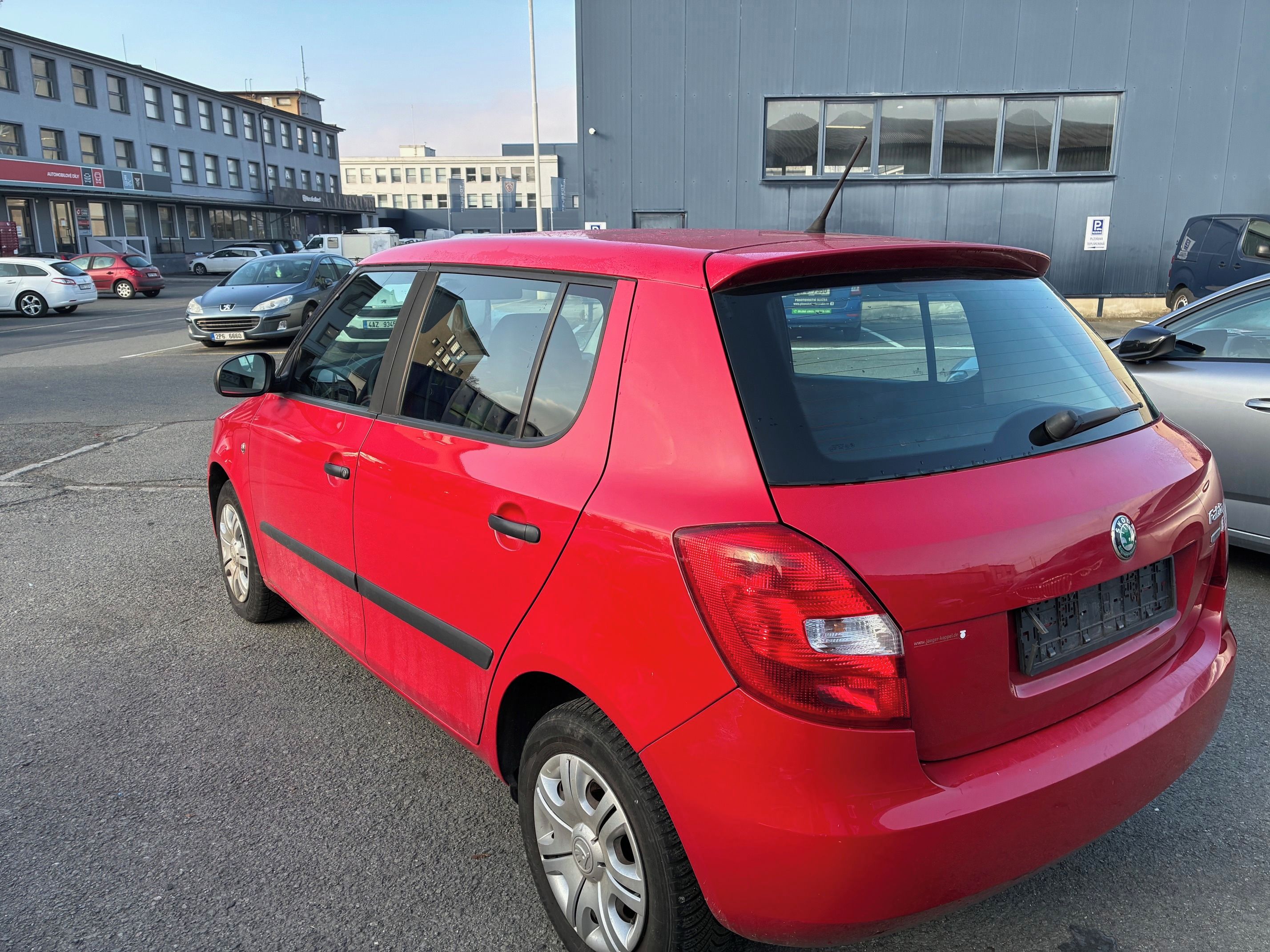 Škoda Fabia, 1,2 i 60k po STK klima, el,aj. - fotka 4