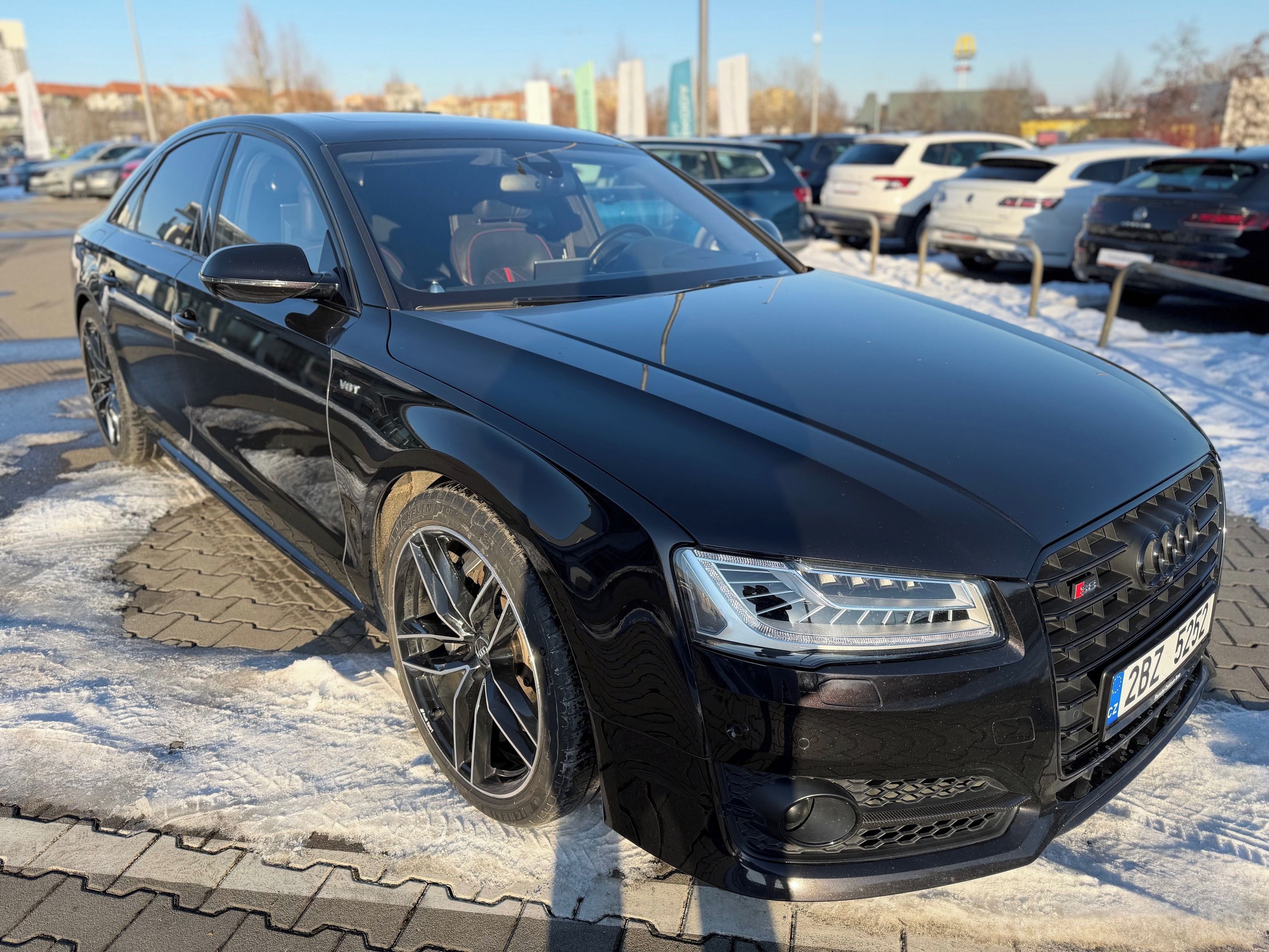 Audi S8, + 605PS max výbava po servisu - fotka 4