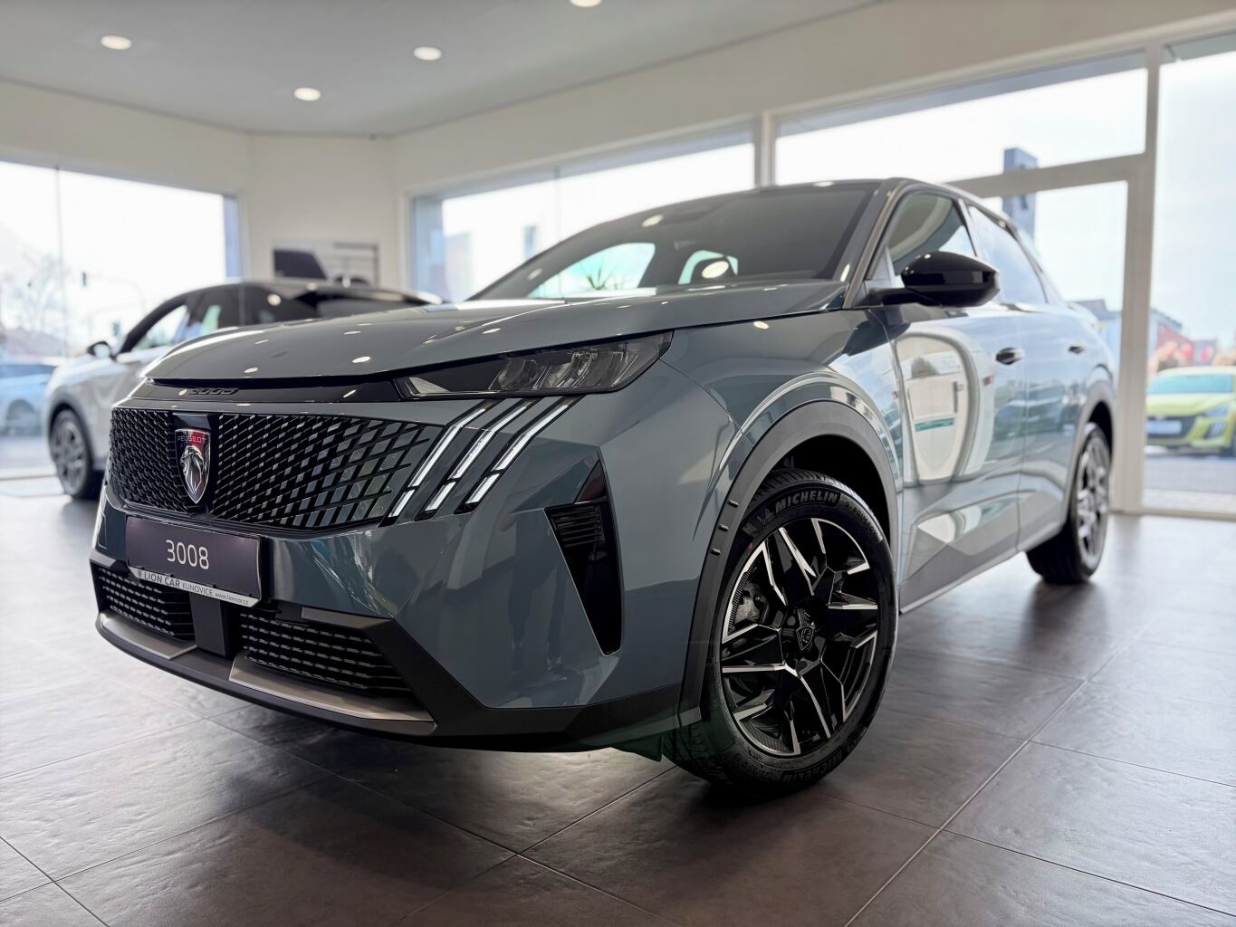 Peugeot 3008, ALLURE Hybrid 145k, Panoramic - fotka 3