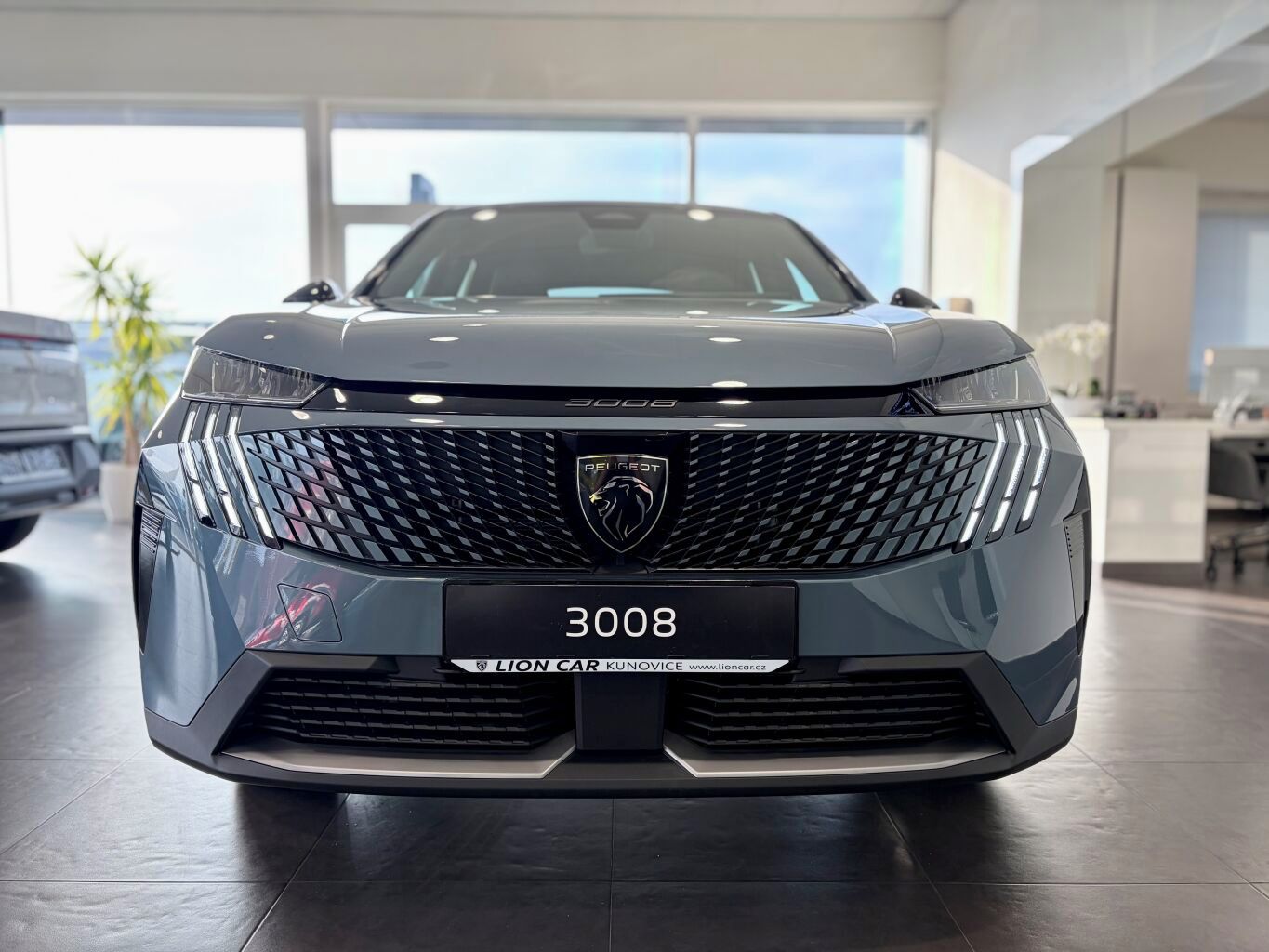 Peugeot 3008, ALLURE Hybrid 145k, Panoramic - fotka 2