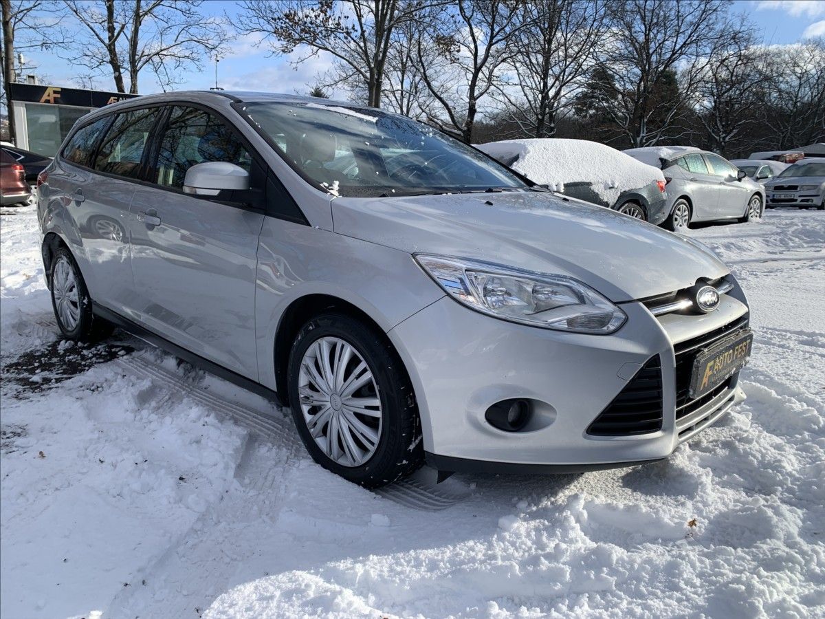 Ford Focus, 1,6 TDCI,ČR - fotka 3