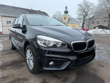 BMW 218i GRAN TOURER