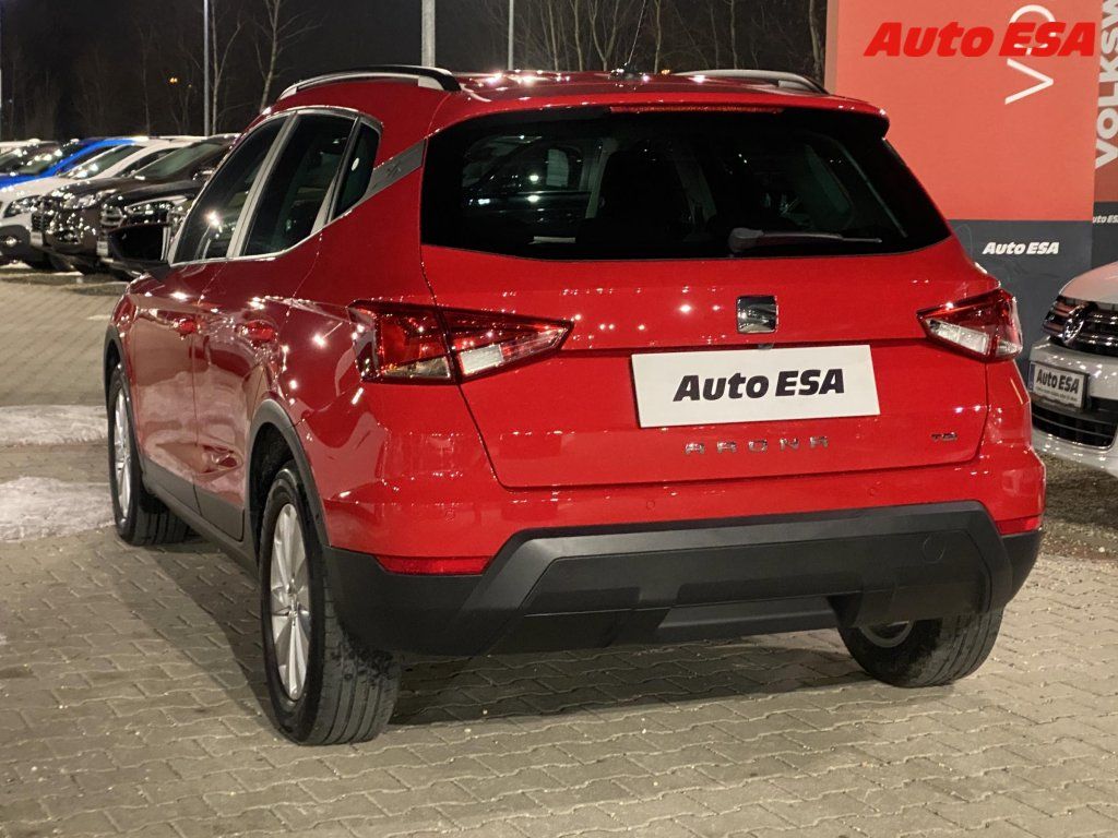 Seat Arona, 1.6 TGi,Style,kamera,+kola - fotka 6