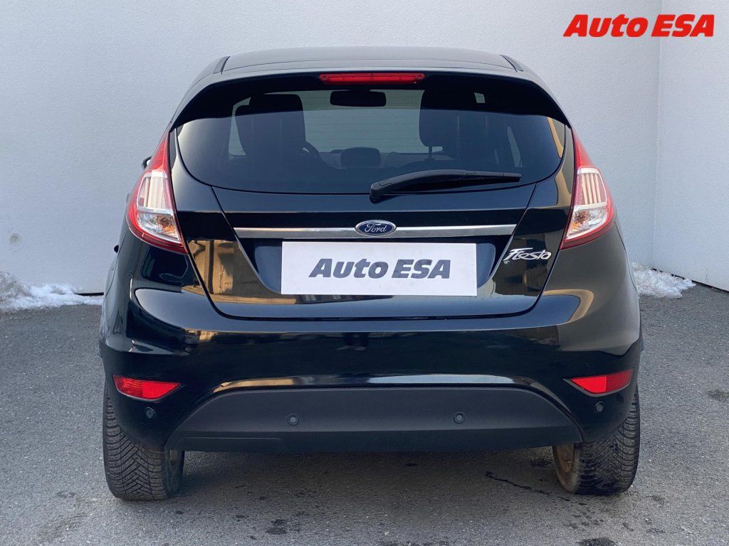 Ford Fiesta, 1.5 TDCi,Titanium,navi - fotka 5