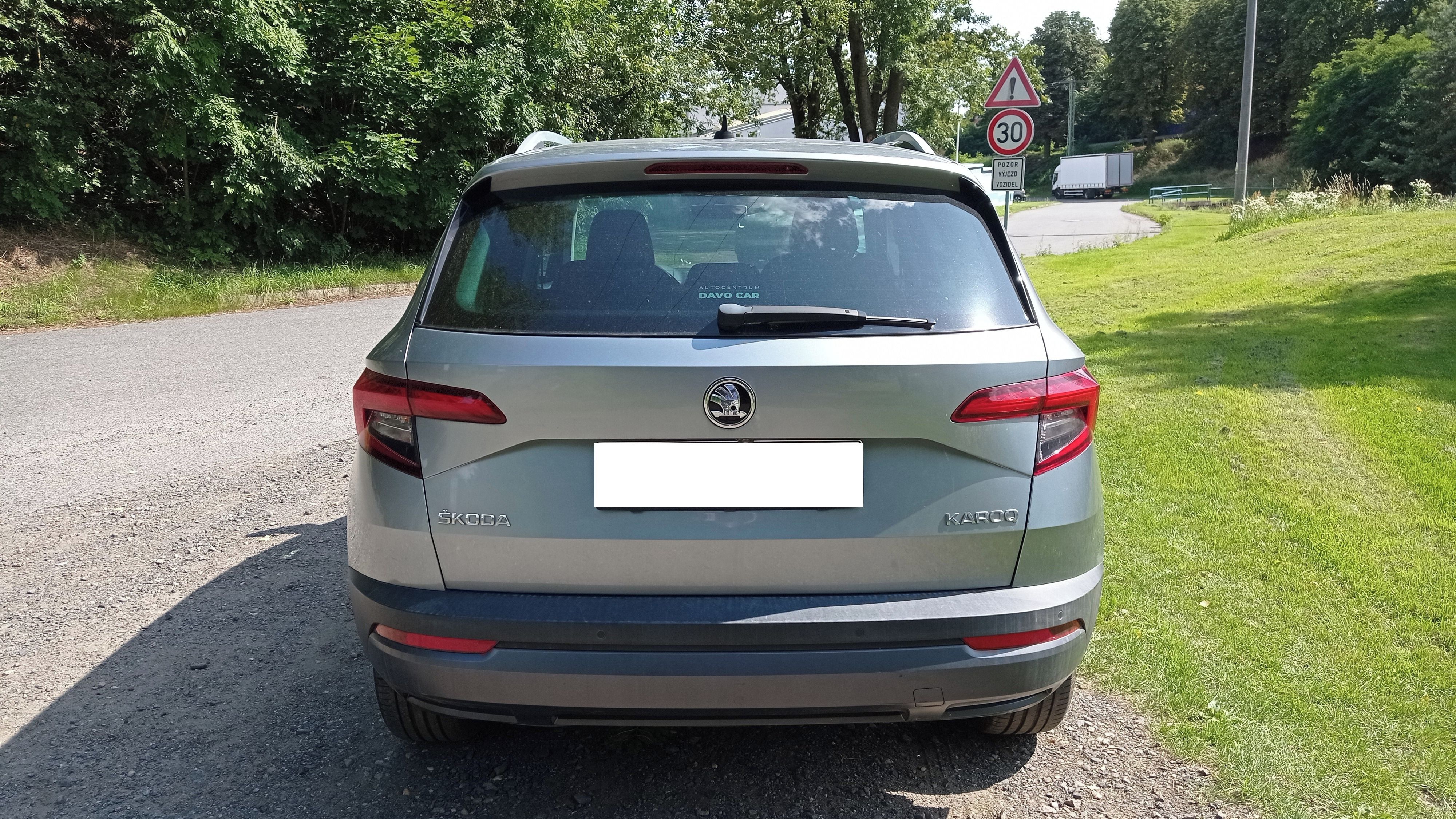 Škoda Karoq, 1,6 TDi 85KW Automat - fotka 6