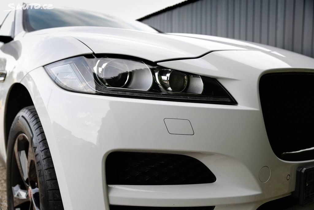 Jaguar F-Pace, 2.0D AWD DPH - fotka 2