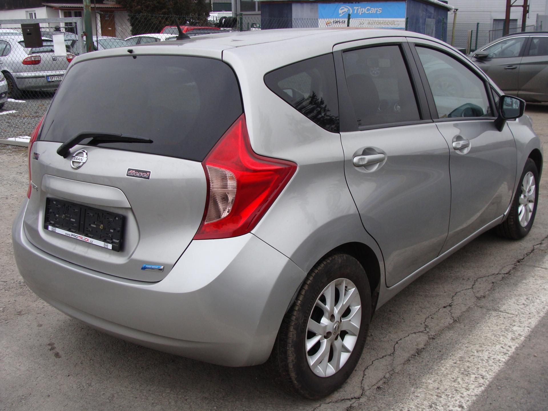 Nissan Note, 1.5 DCi, 66 kW, klimatizace - fotka 5