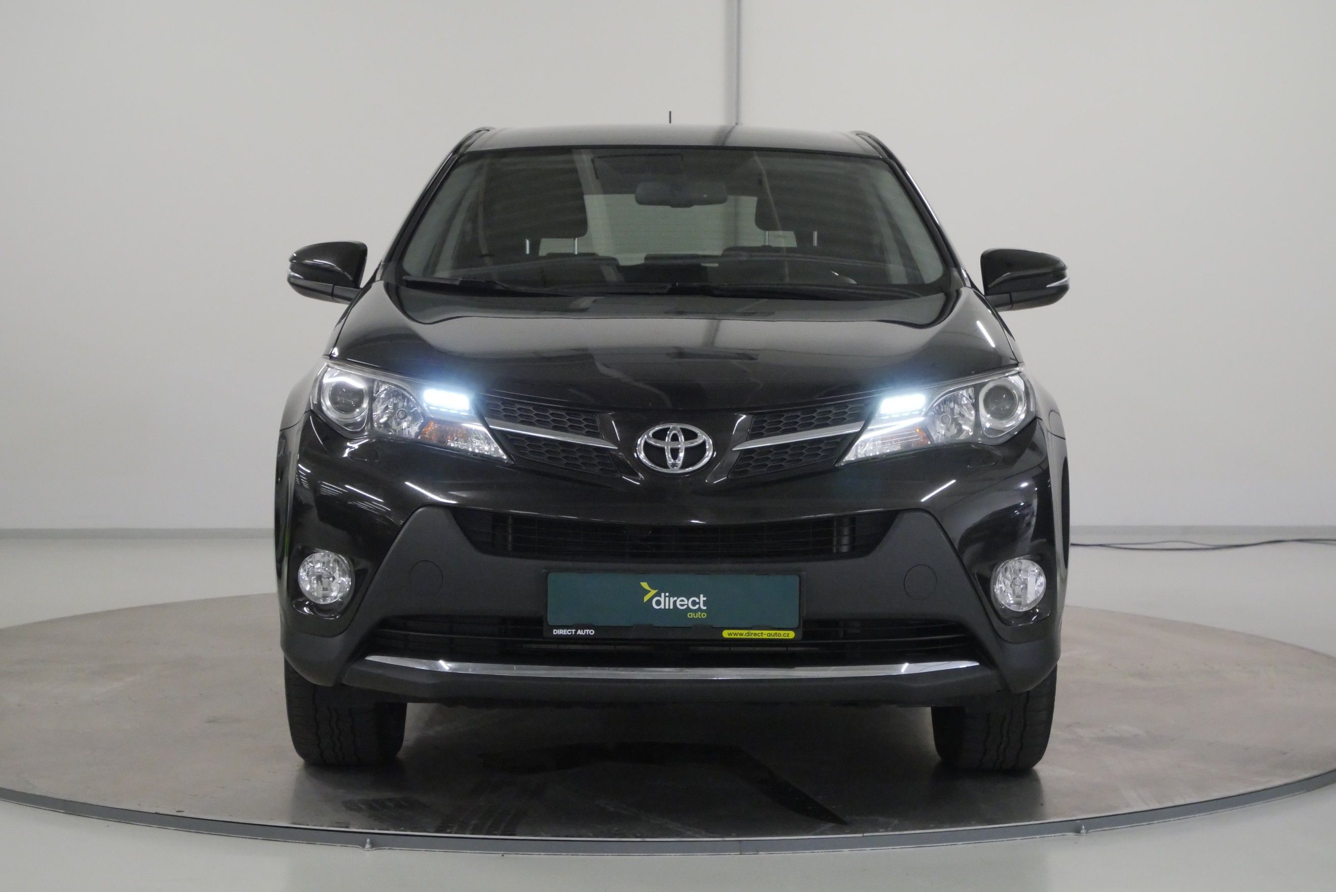 Toyota Rav4, 2.2 D-4D 110 kW AWD Active - fotka 4