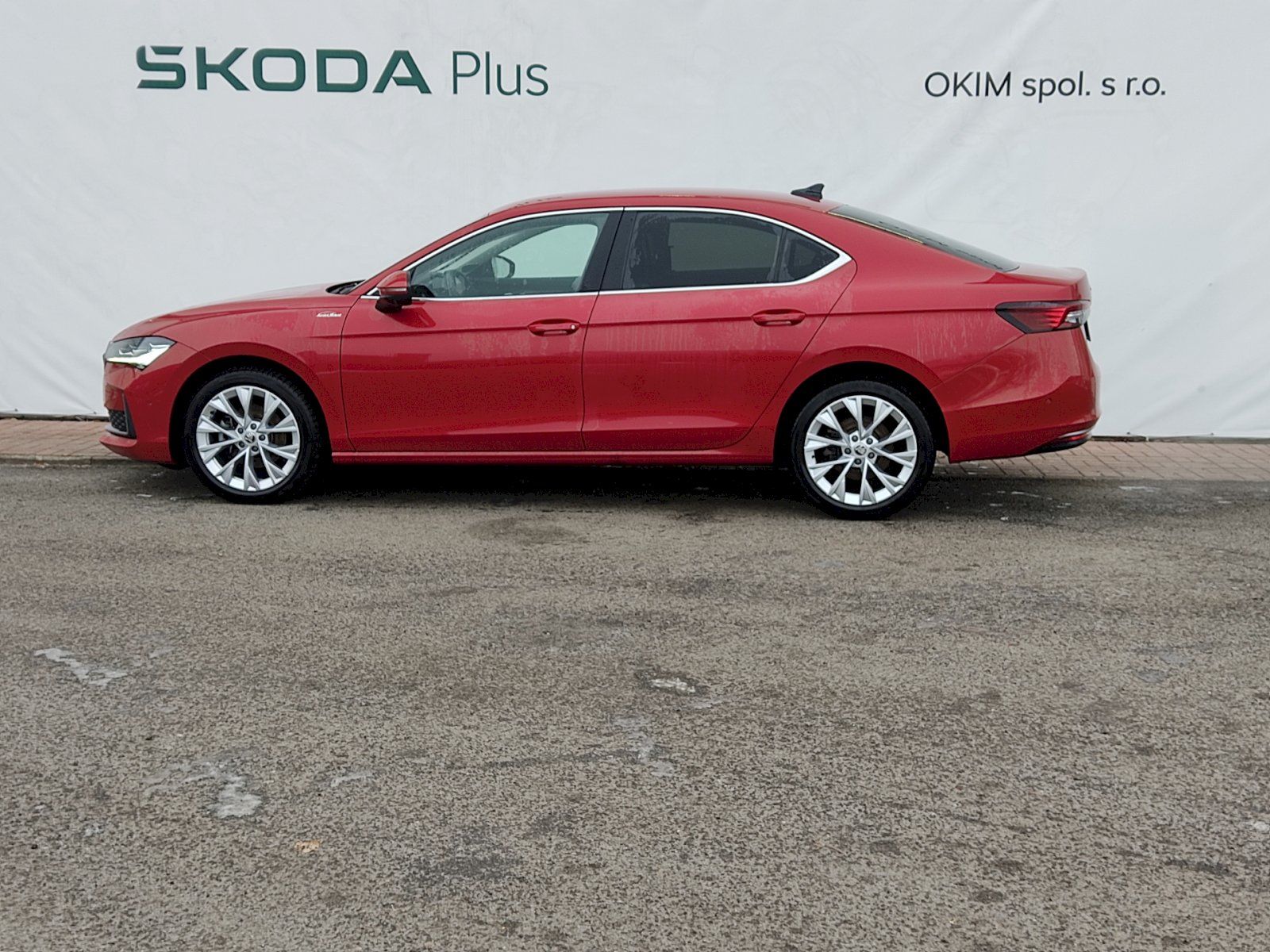 Škoda Superb, L&K 2,0 Tdi 110 Kw DSG - fotka 3