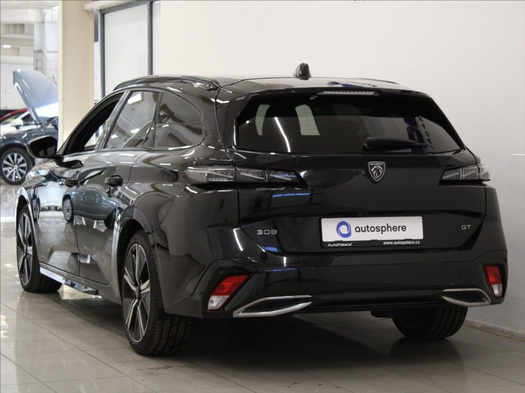 Peugeot 308, 1,2 PT 96kW AT GT Matrix 17tkm - fotka 3