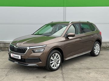 1.0TSi Style KAMERA+PDC ALU17"