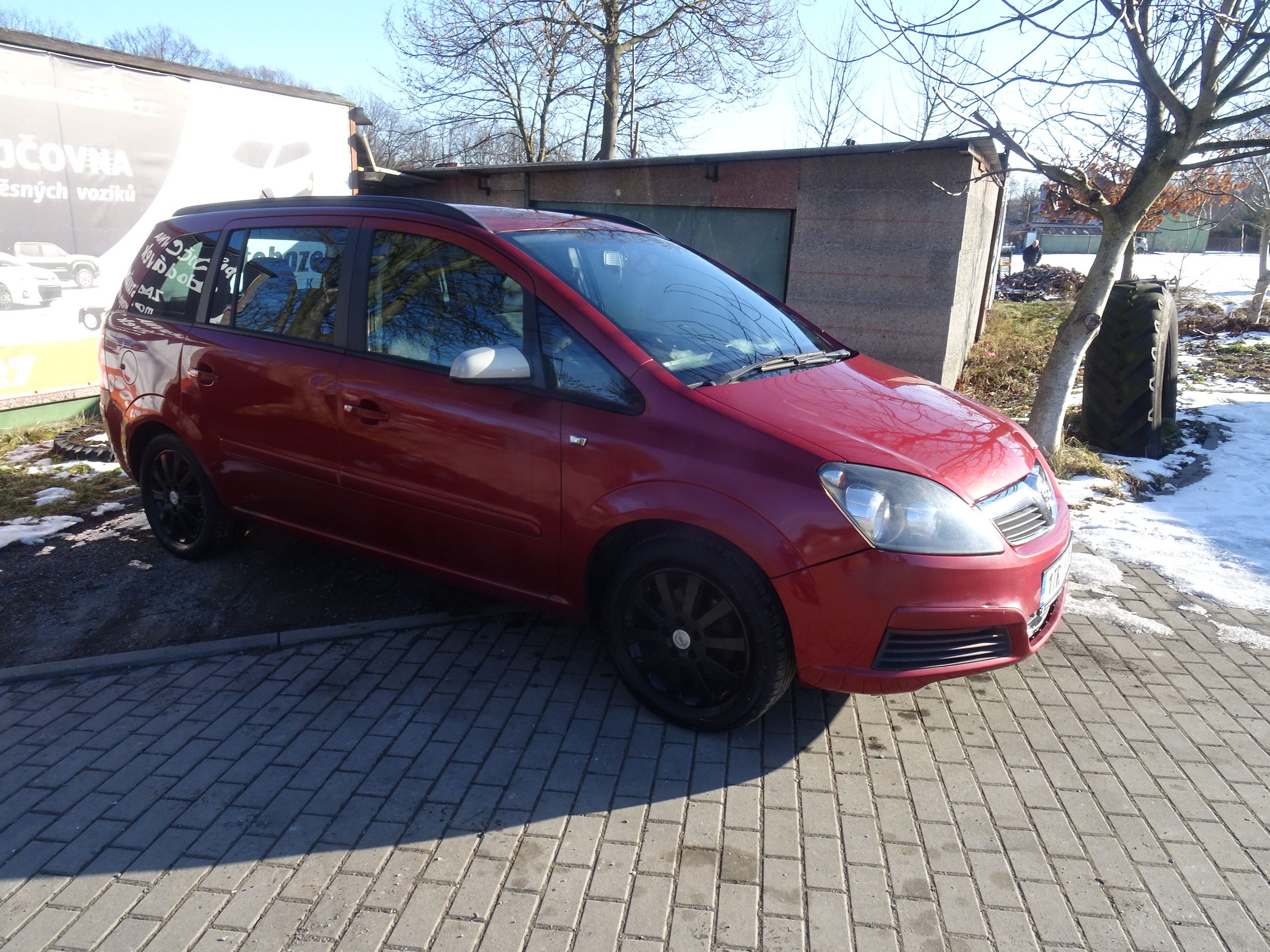 Opel Zafira, VAUXHALL 1.8 7-mist - fotka 3