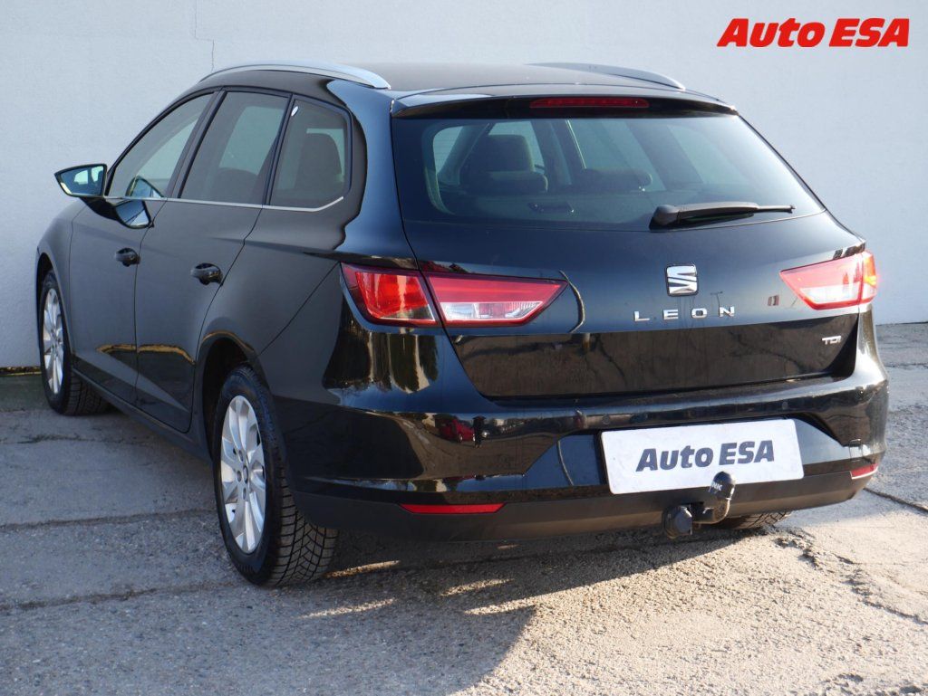 Seat Leon, 1.6TDi,AC,TZ,park.čidla - fotka 4